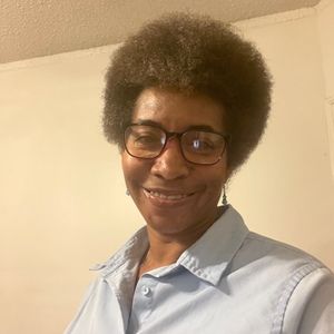 Meet your Posher, Neva